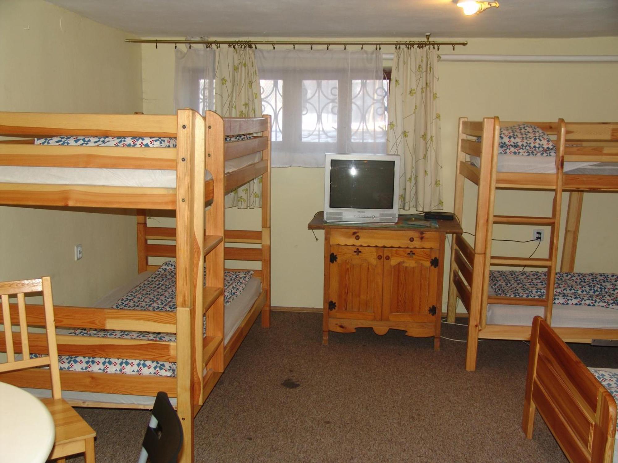 Hostel Victoria Краков Экстерьер фото